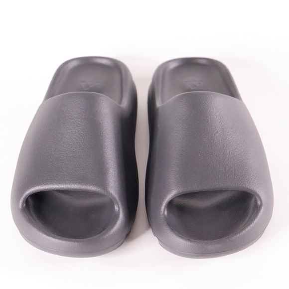 ADIDAS YEEZY SLIDES ONYX - Picture 5 of 7